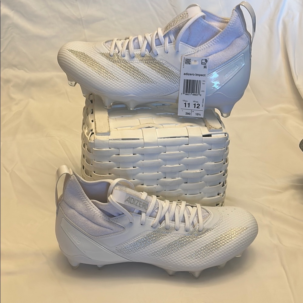 Adidas White Athletic Shoes with Classic Design